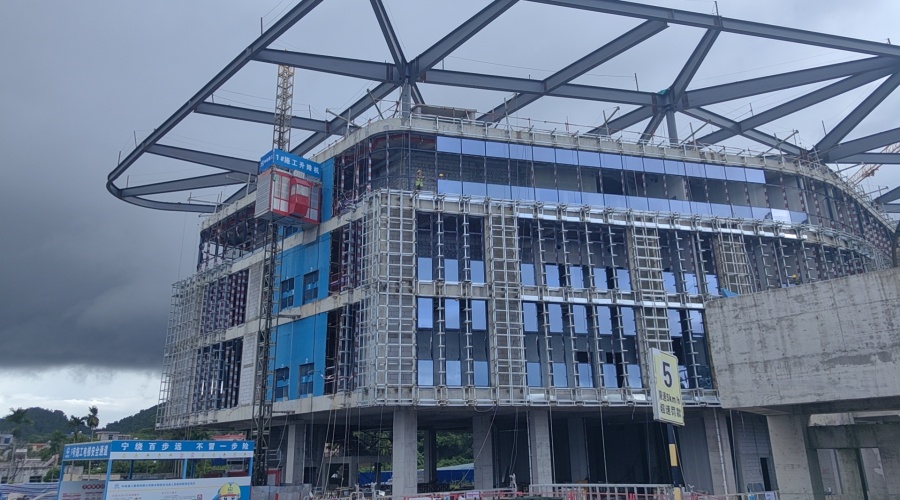 飾紀(jì)上品GRC廠家現(xiàn)場洽談共繪GRC幕墻板項目 飾紀(jì)上品GRC廠家現(xiàn)場洽談共繪GRC幕墻板項目