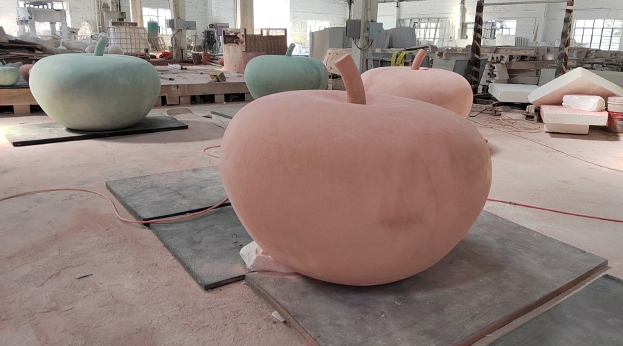 北京昌平GRC蘋(píng)果車(chē)檔隔離墩工程