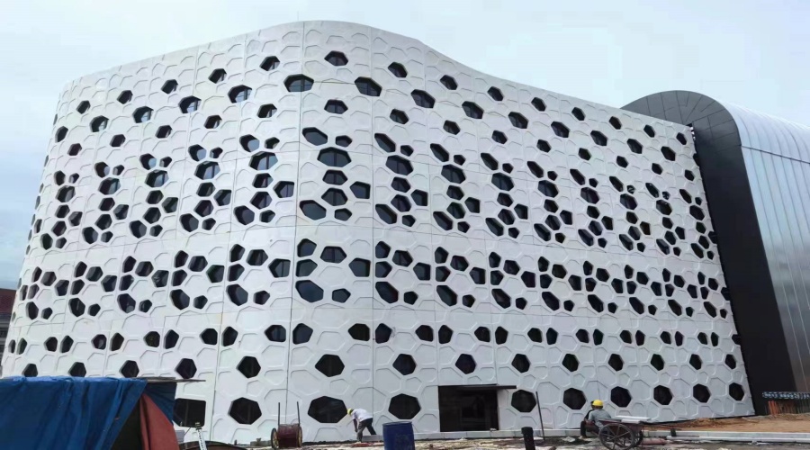 UHPC鏤空幕墻板裝飾效果 UHPC鏤空幕墻板裝飾效果