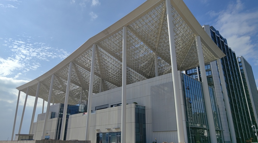 珠海九州灣UHPC雙曲面幕墻板項(xiàng)目 珠海九州灣UHPC雙曲面幕墻板項(xiàng)目